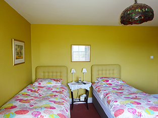 Saffron: Twin Bedroom